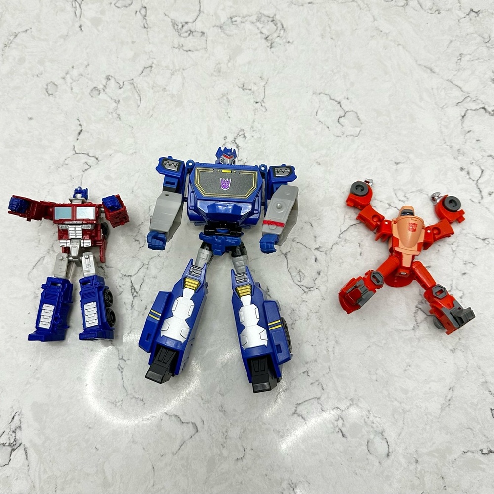 3 Transformers Set Optimus Prime Wheelie Soundwave No Accessories